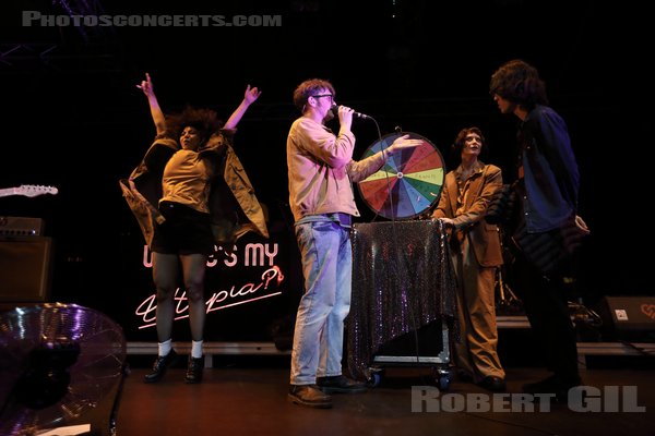 YARD ACT - 2024-04-05 - PARIS - Cabaret Sauvage - 
